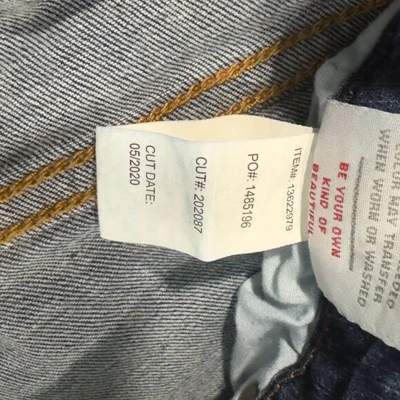 Torrid Stretchy Boyfriend Straight Leg Jeans Size 18R - Picture 3 of 8